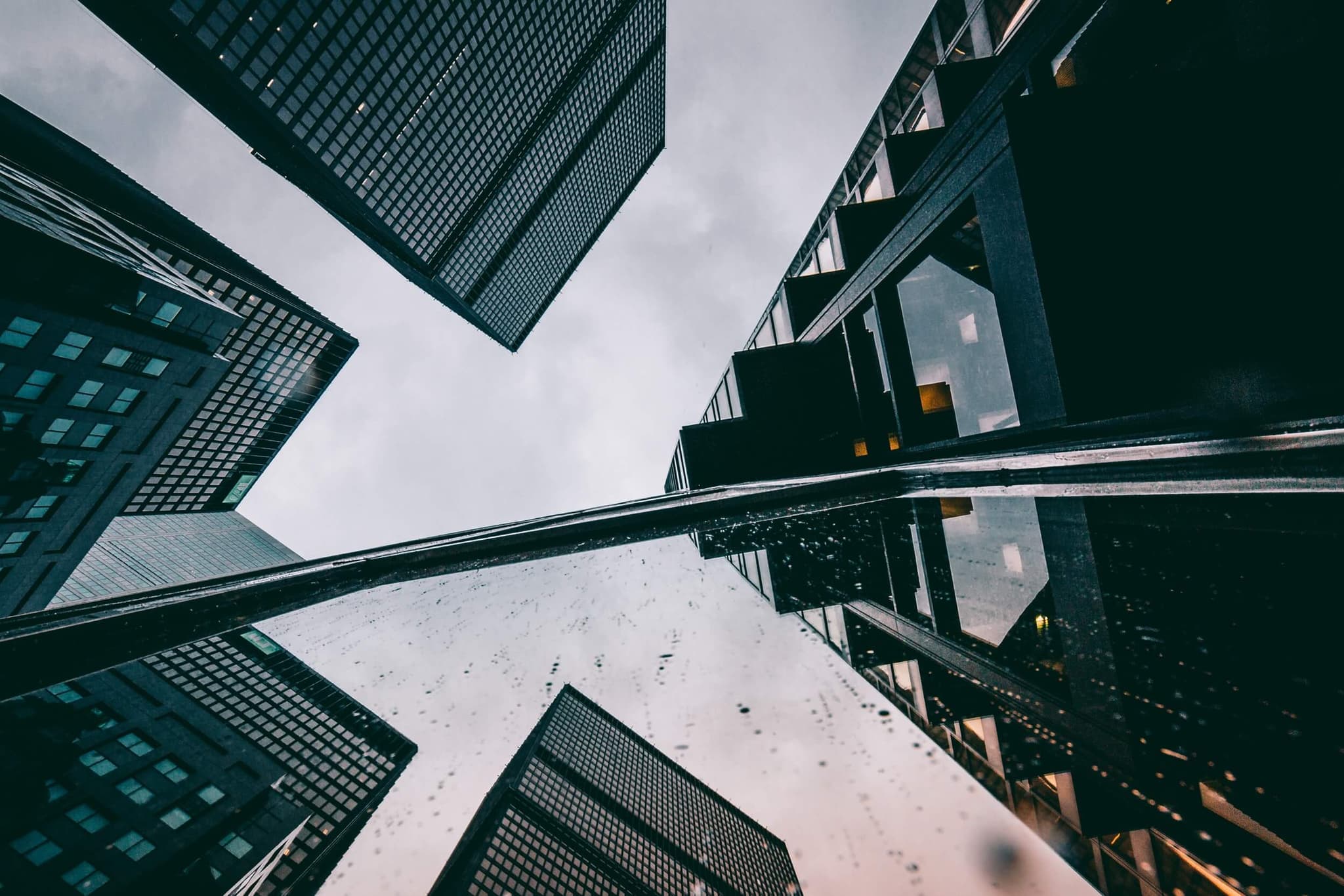 How Financial Services Firms Stay Efficient with SunSystems Inventory