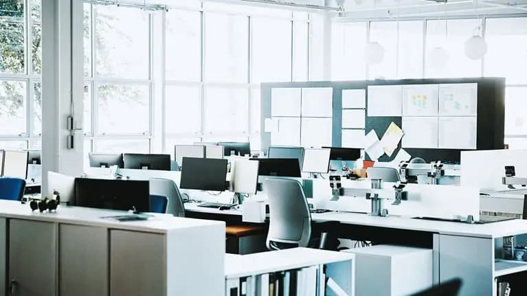 Effective Labour Market Strategies to Combat Staff Shortages in the Hospitality Industry