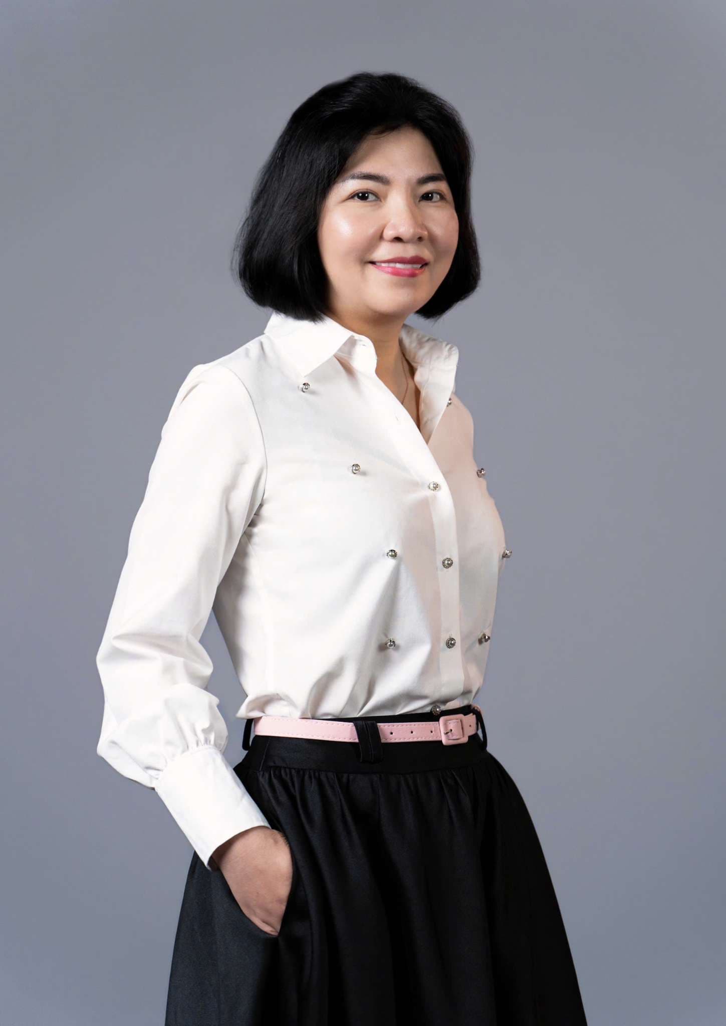 Le Thi Hong Nhung, Sales Manager
