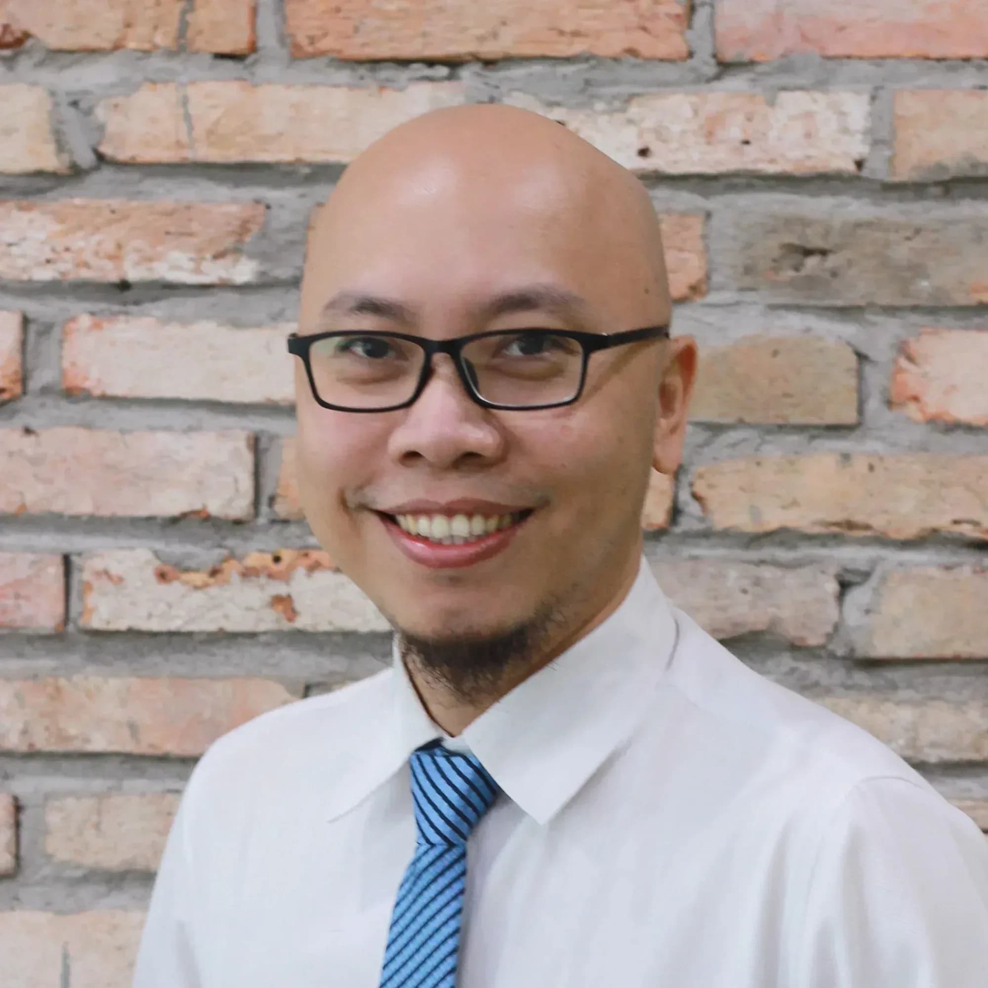 Nguyen Duy Thang, Professional Service Consultant